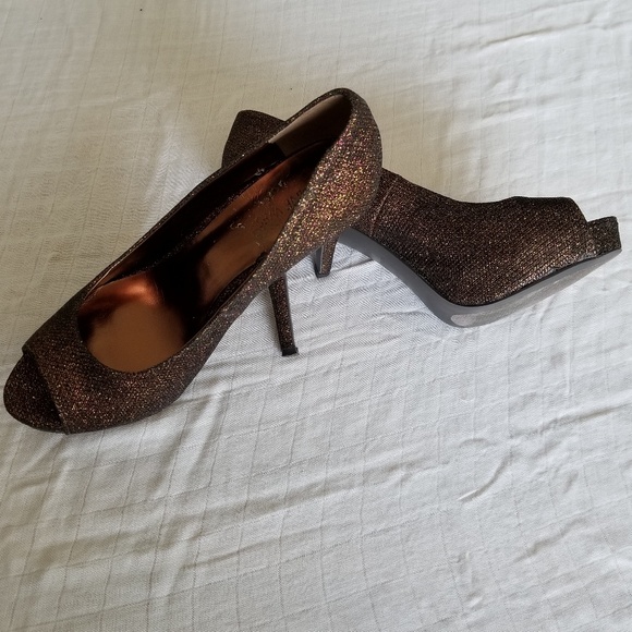 Nine West Peep Toe - Picture 4 of 5